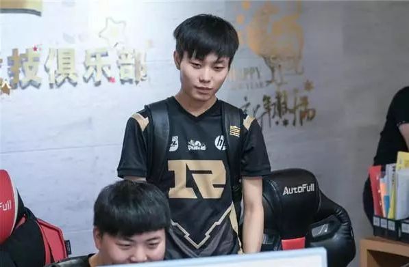 他们的高压 他们的高压