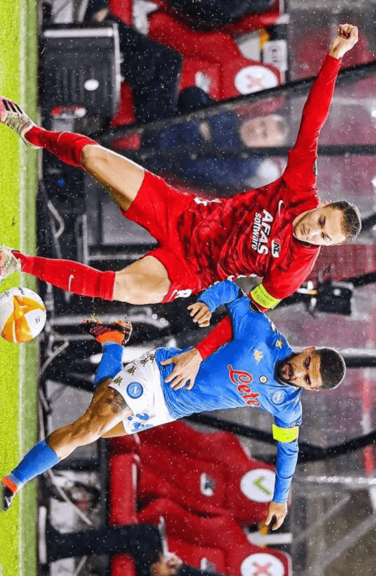 都会吞噬潜 都会吞噬潜